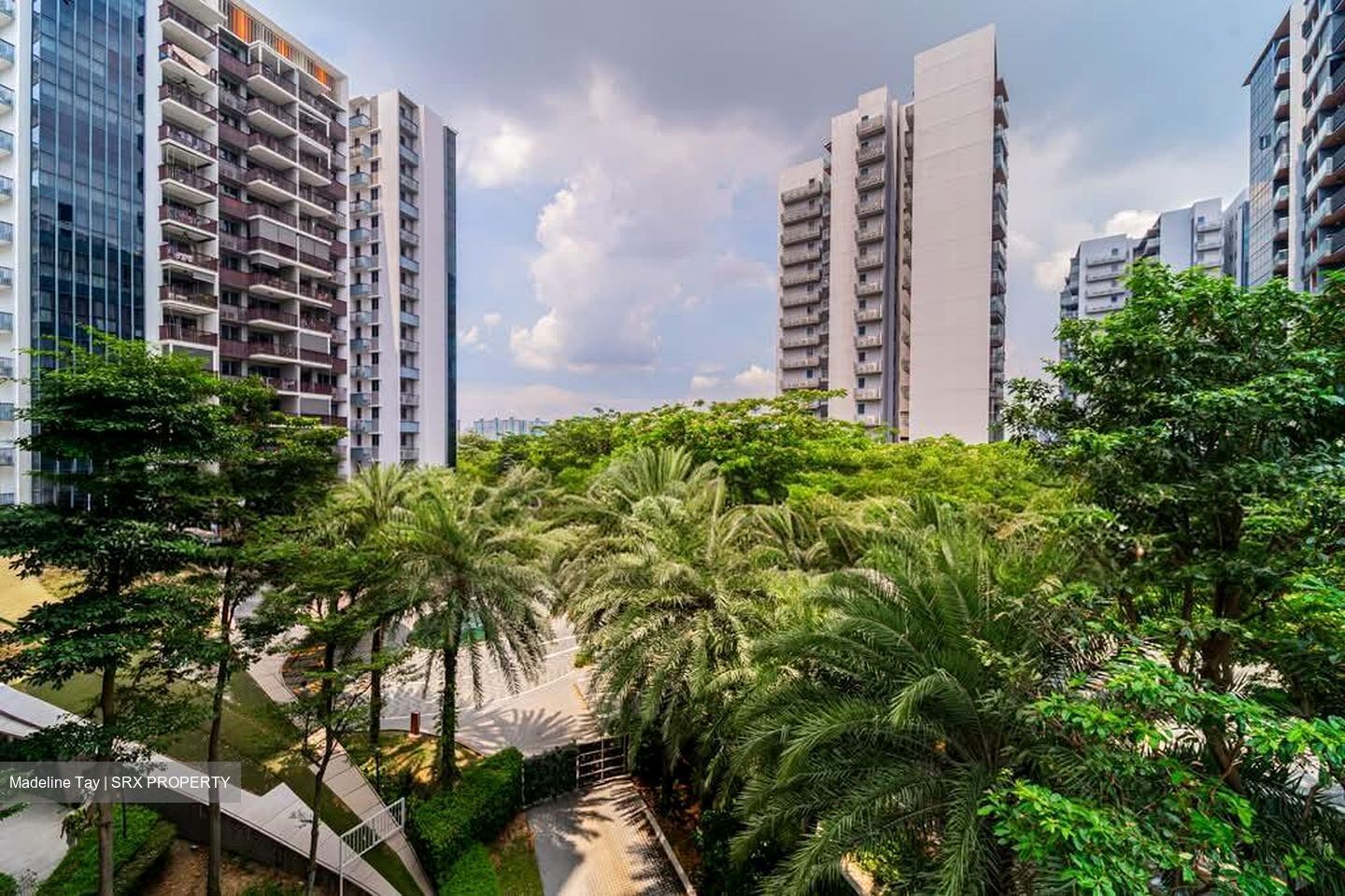 Lakeville (D22), Condominium #582310821
